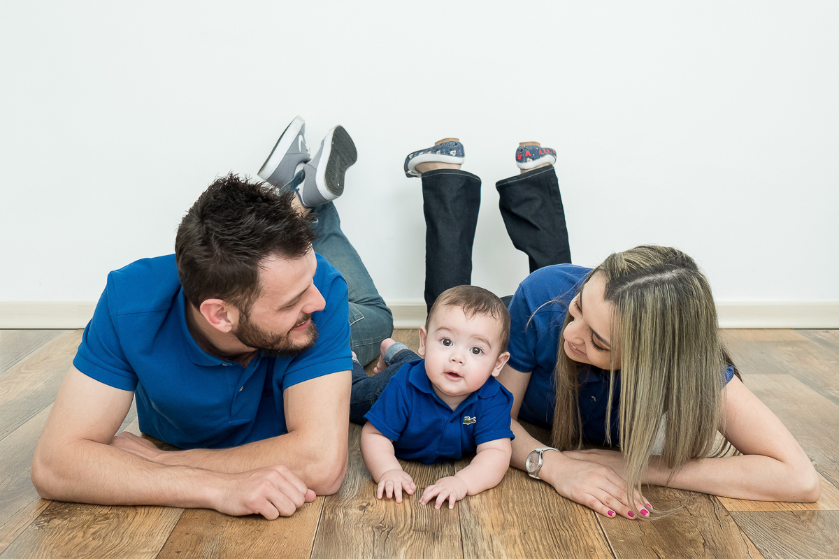 Arthur com seus 6 meses de pura gostosura!!! 

Como é bom acompanhar o crescimento desses pequenos cada conquista, cada evolução...É muita gostosura pra um bebê só 