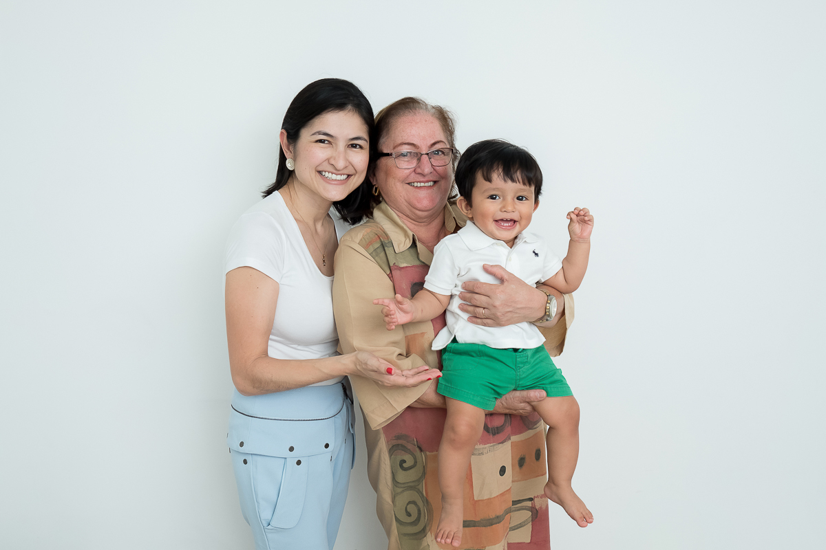 Cada sessão fotográfica do Diogo é uma surpresa. Dessa vez, ele veio de Mickey Impossível não amar, não acham?