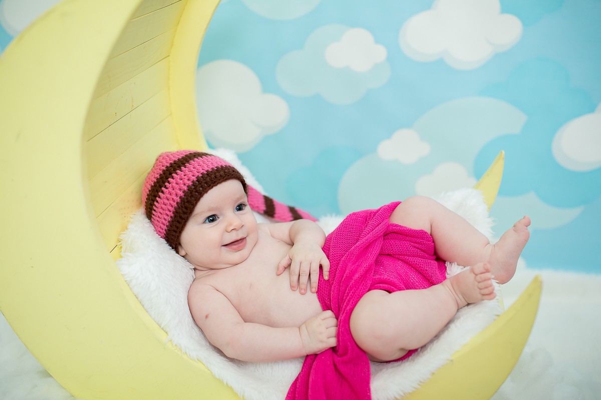 Beatriz 3 meses de puro encanto e alegria!! 