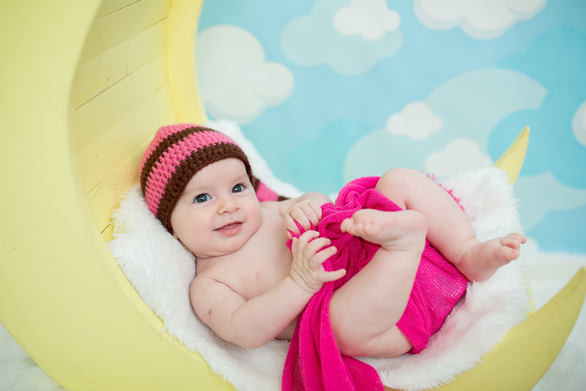 Beatriz 3 meses de puro encanto e alegria!! 