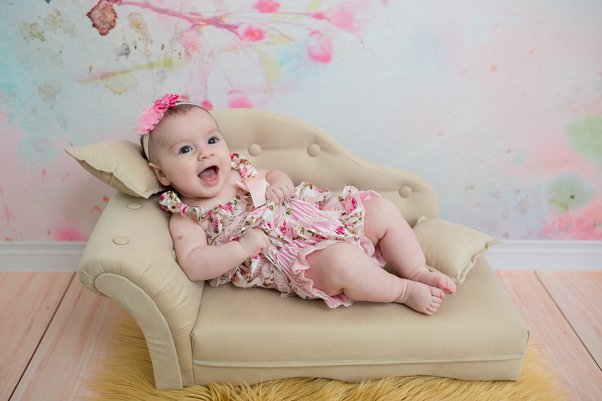 Beatriz 3 meses de puro encanto e alegria!! 