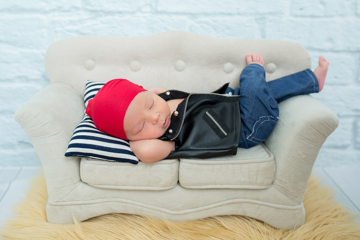 Sessão newborn do Thalles!!
Esse gatinho lindo e cheio de personalidade que veio encher a nossa manha de beleza!

O Thalles tinha 8 dias ...pensa em um bebe lindo, fofo e cheiroso !! 