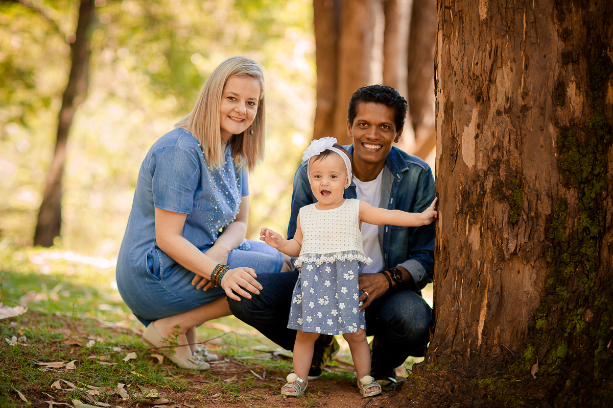 A Elisa ama frutas, e então bolamos junto com a mamãe Lays o smash the fruit....montamos um cenário com as frutas favoritas da pequena, 
Neste ensaio ela pode aproveitar suas frutinhas favoritas e também experimentar novos sabores, essa sessão é uma delia