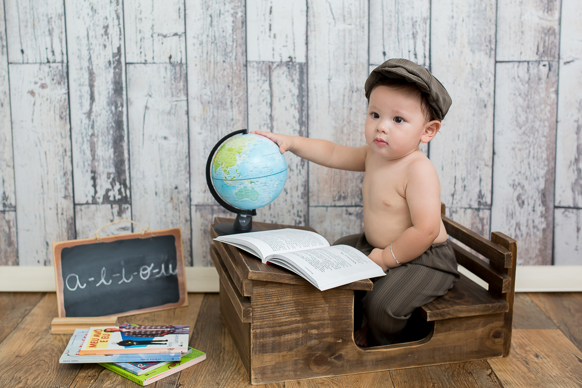O Lorenzo fez 9 meses...pensa em um bebe esperto!! 

Impossível não se encantar com esse mocinho lindo <3 