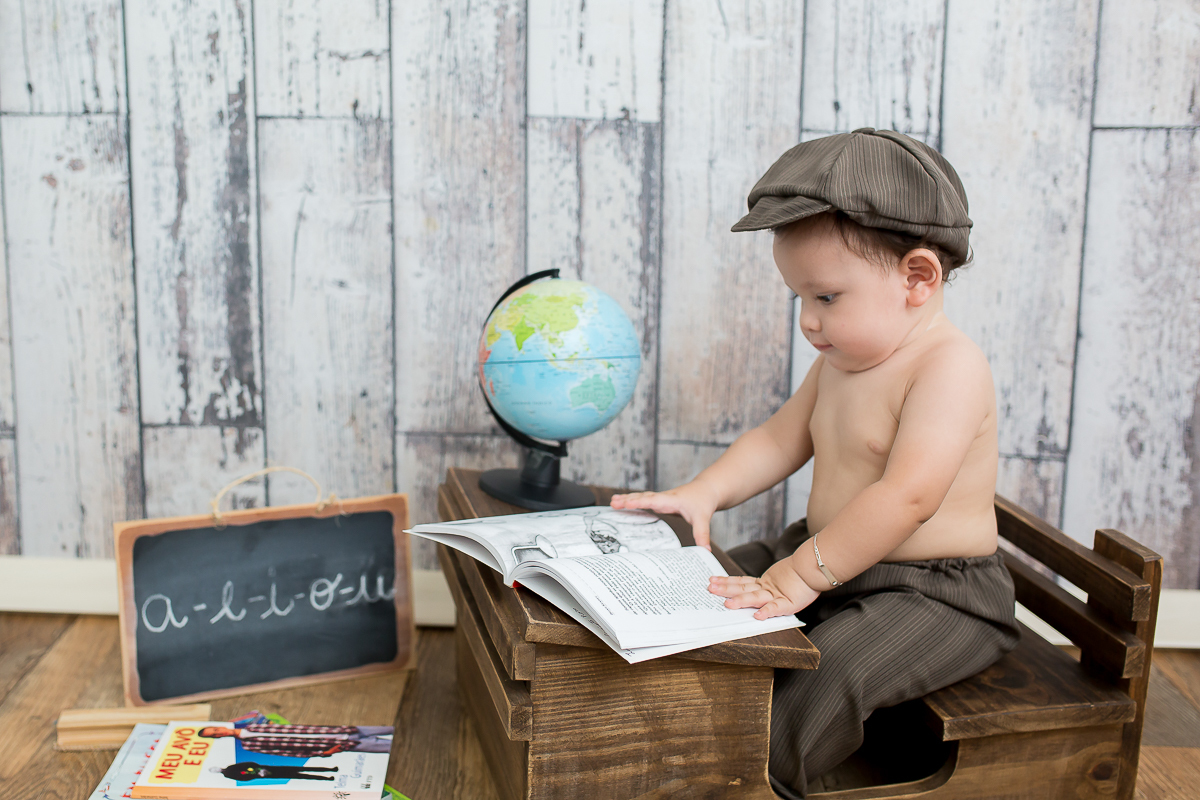 O Lorenzo fez 9 meses...pensa em um bebe esperto!! 

Impossível não se encantar com esse mocinho lindo <3 