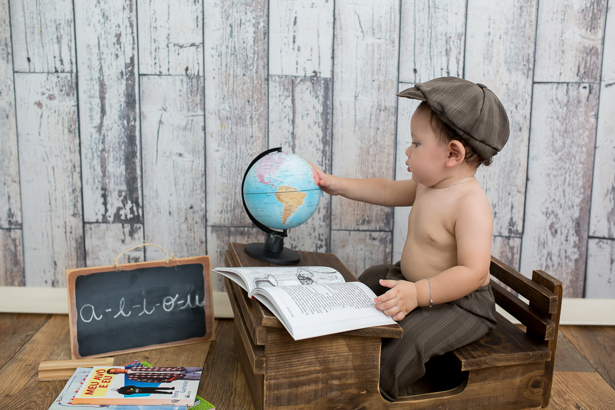 O Lorenzo fez 9 meses...pensa em um bebe esperto!! 

Impossível não se encantar com esse mocinho lindo <3 