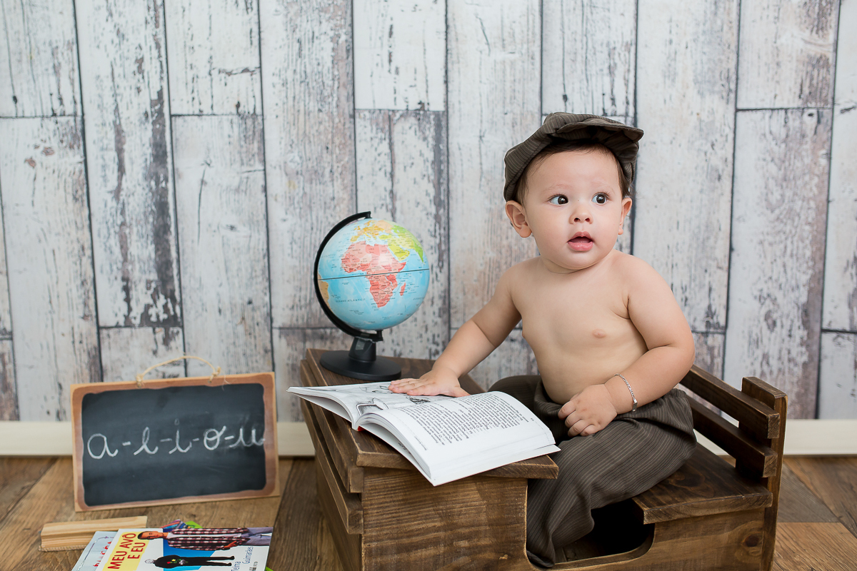 O Lorenzo fez 9 meses...pensa em um bebe esperto!! 

Impossível não se encantar com esse mocinho lindo <3 