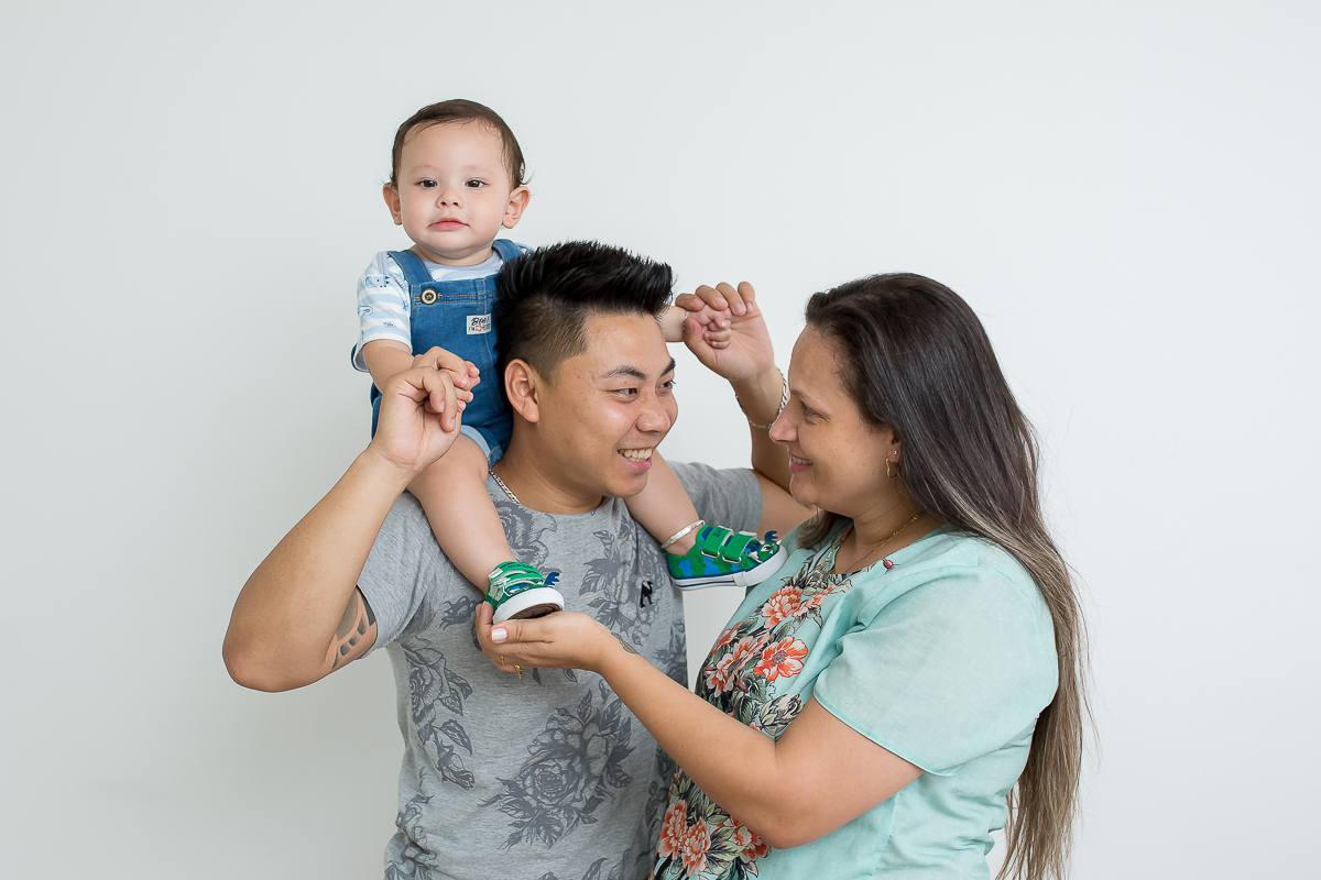 O Lorenzo fez 9 meses...pensa em um bebe esperto!! 

Impossível não se encantar com esse mocinho lindo <3 