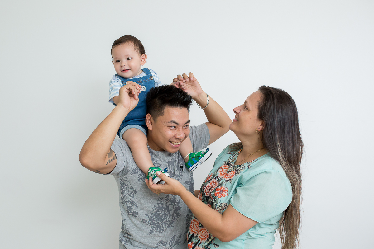 O Lorenzo fez 9 meses...pensa em um bebe esperto!! 

Impossível não se encantar com esse mocinho lindo <3 