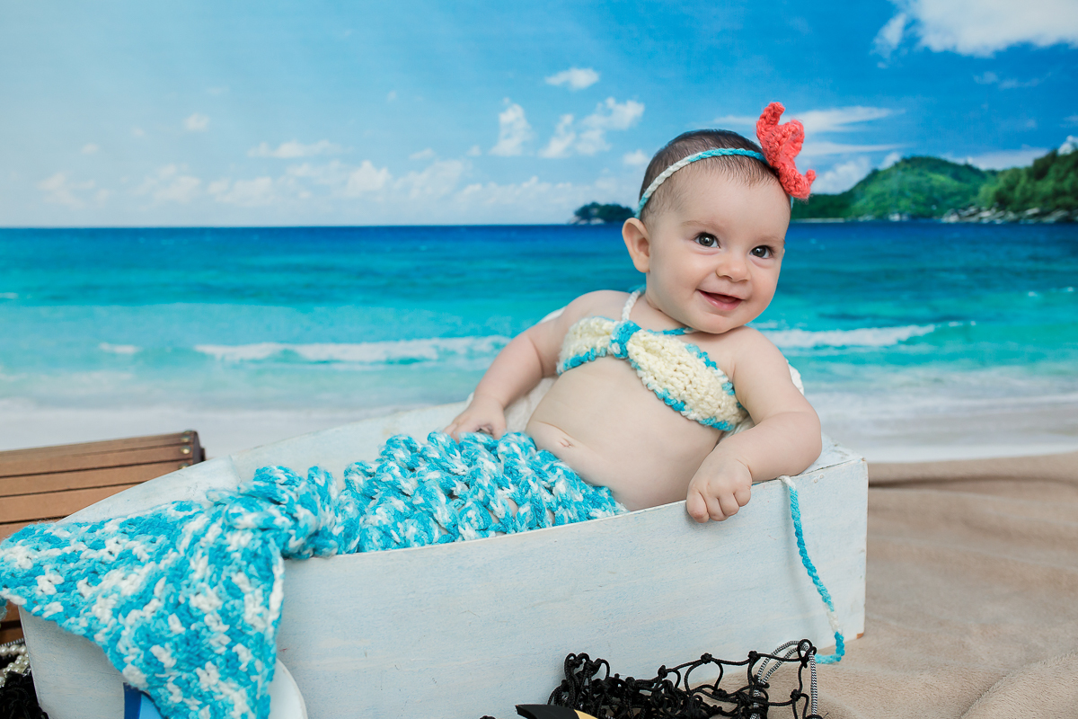 Beatriz está cada vez mais princesa <3

Sua sessão de acompanhamento de 6 meses foi de sereia!! um encanto de bebe 

é sempre muito bom rever essa família querida!!