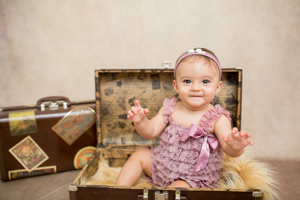 Luíza voltou para  sua sessão de 9 meses.

Como sempre feliz e sorridente ...como é gostoso ver essa pequena crescendo, a cada sessão nosso coração fica transbordando gratidão.