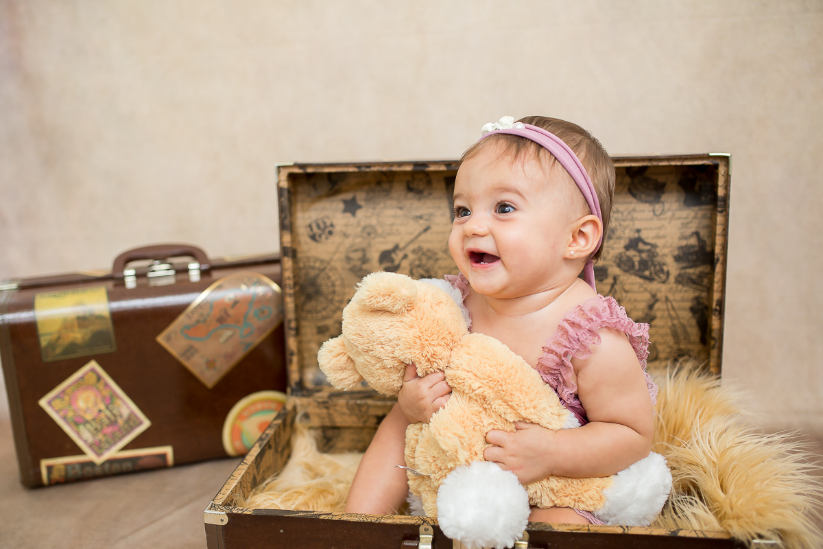 Luíza voltou para  sua sessão de 9 meses.

Como sempre feliz e sorridente ...como é gostoso ver essa pequena crescendo, a cada sessão nosso coração fica transbordando gratidão.