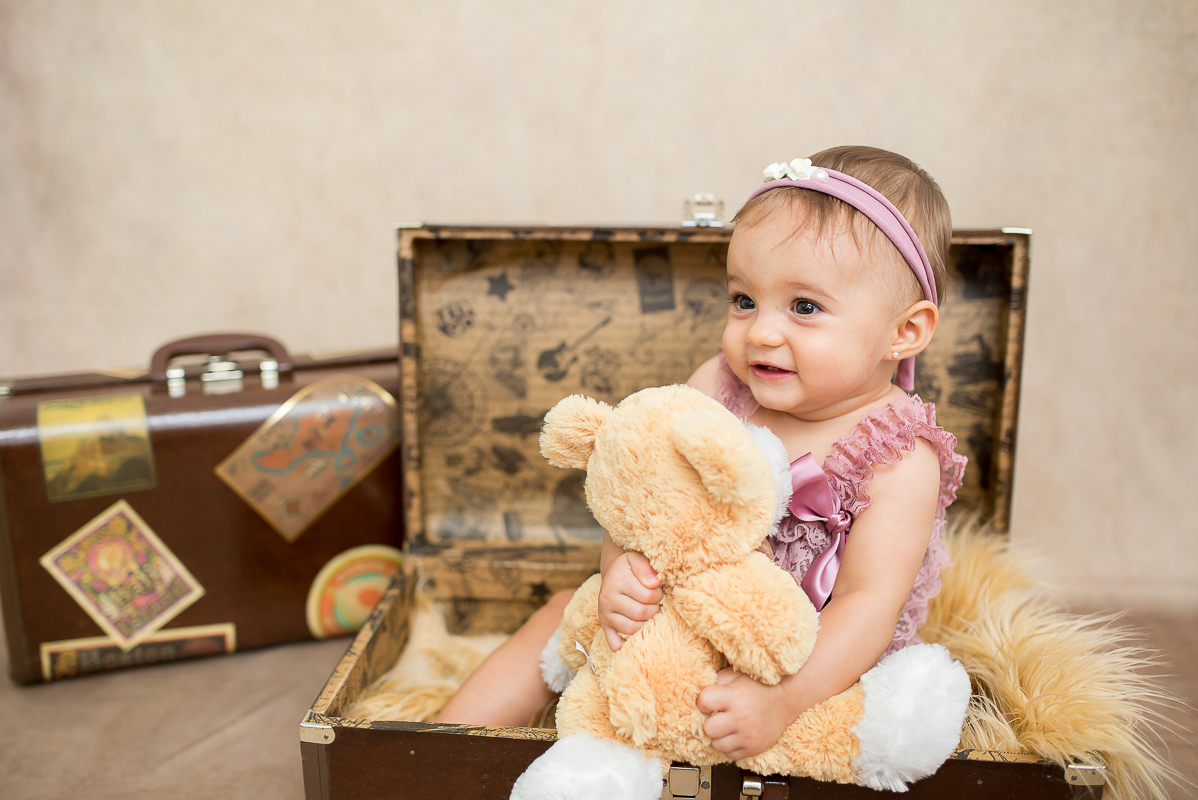 Luíza voltou para  sua sessão de 9 meses.

Como sempre feliz e sorridente ...como é gostoso ver essa pequena crescendo, a cada sessão nosso coração fica transbordando gratidão.