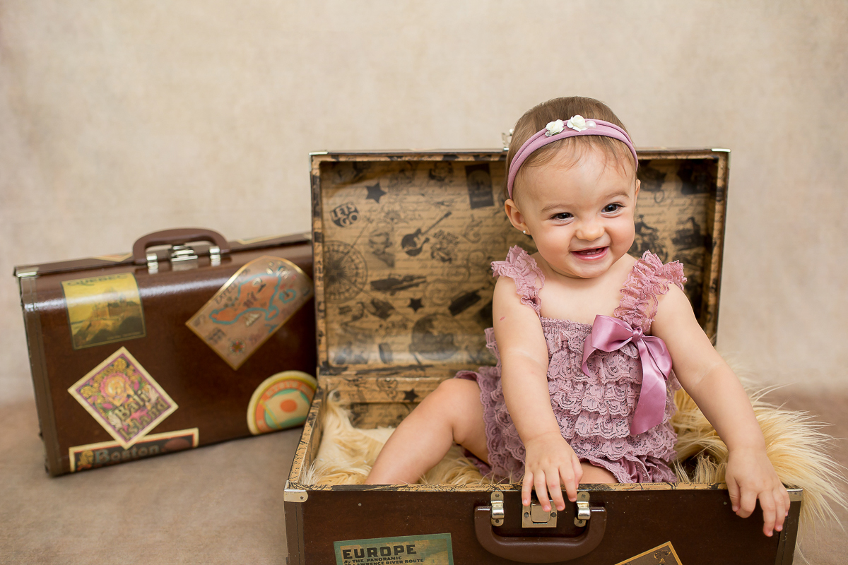 Luíza voltou para  sua sessão de 9 meses.

Como sempre feliz e sorridente ...como é gostoso ver essa pequena crescendo, a cada sessão nosso coração fica transbordando gratidão.