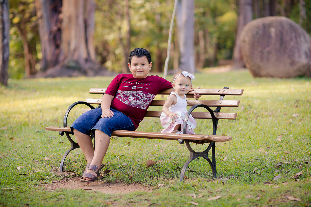 A Anna Beatriz completou um aninho, e para comemorar, fizemos um smash com o tema Alice no país das Maravilhas e foi demais!!!