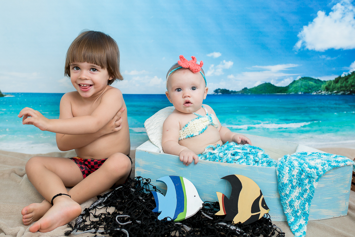 Essa pequena temos o prazer de ver crescer... e aqui a Helena está com 6 meses de fofurice pura! 

Fala sério, quem resiste a essa sereia linda? 