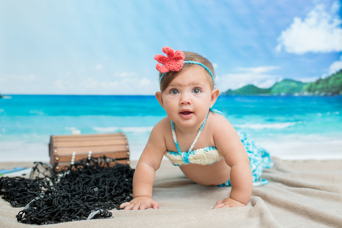 A Helena é aquela bebê que por onde passa chama atenção, ela consegue arrancar suspiros. Uma verdadeira boneca.