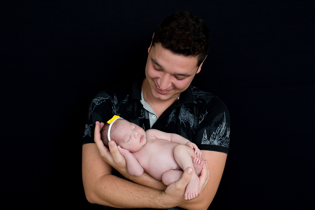 Eloah 13 dias, Não é uma belezinha? ficamos encantados com essa fofura.

Já pensou quando Eloah crescer e olhar para as fotos dela assim com essa carinha bochechuda? com certeza ela vai amar se ver tão amada pela família desde sempre!

