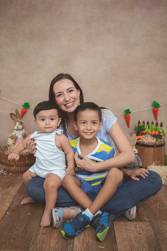 Bruno completou seus 9 meses de vida, e para sua sessão de acompanhamento trimestral o Bruninho deu uma voltinha de balão e também aproveitamos para registrar a sua primeira páscoa!! Pensa em um coelhinho super fofo <3 