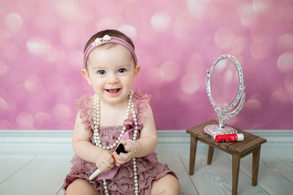 Que delícia essa sessão de 9 meses da Beatriz em clima de Páscoa!!! Ficamos encantados com essas coelhinhas super fofas <3 

