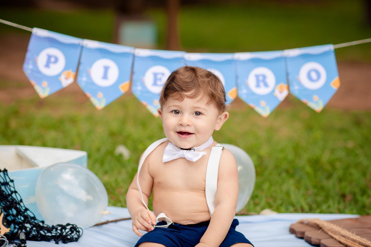 Encerramos o acompanhamento do Pietro com chave de ouro, num lindo ensaio de smash the cake, e mais uma vez foi tivemos uma sessão que renderam muitas fotos lindas!!

Obrigada a mamãe e ao papai pela honra de acompanhar esse fofucho...