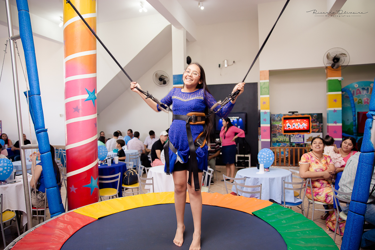 A Francielle se divertiu muito nos brinquedos