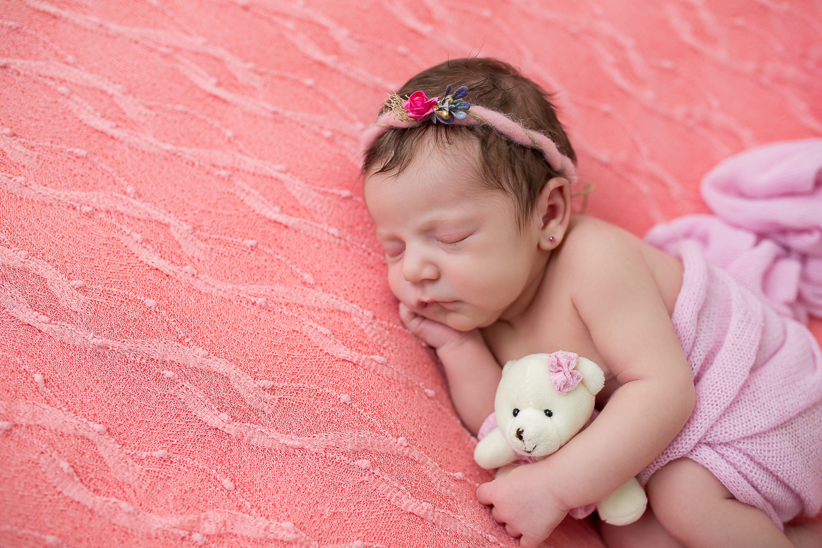 Manuela 13 dias!! 

A sessão newborn é sempre muito apaixonante. Como pode tão pequenina e já cheia de charme e com muita personalidade. Amamos demais poder registrar essa fase tao linda da família!!!!  