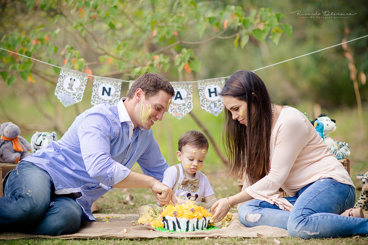 Papai e mamãe entra na bagunça com Noah
