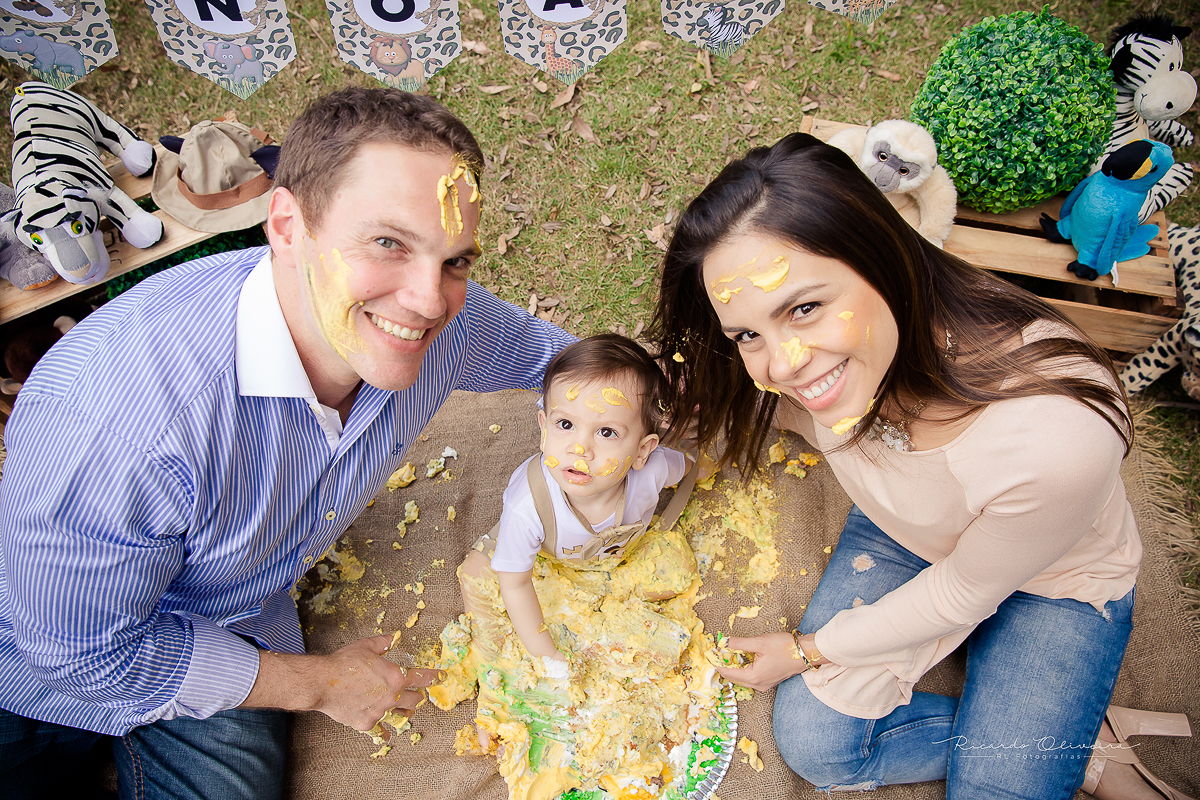 Essa foto de cima ficou muito linda com a familia toda olhando