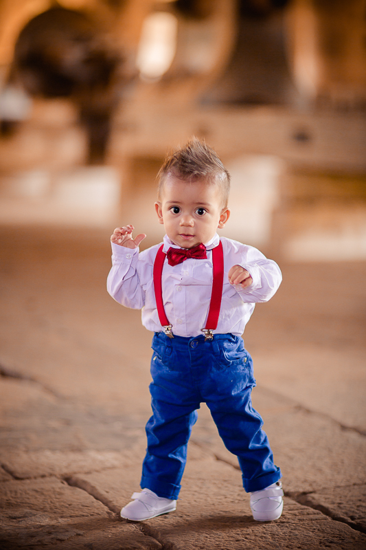 o ensaio do Super Mathias foi com o tema Superman! Um Smash the Fruit super divertido no qual ele se lambuzou sem limites, e amou comer as frutinhas! O ensaio Smash the Fruit foi feito para comemorar o primeiro aninho do Mathias e foi encantador