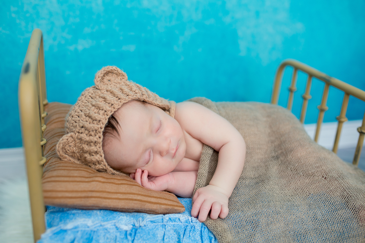 Hoje é o dia de mostrar a beleza e a fofura desse bebê que chegou para completar a felicidade da família e teve seu ensaio newborn com 16 dias de vida...Estamos apaixonados pelo Lucca!!

Fomos inundado por uma energia maravilhosa nesse dia! 