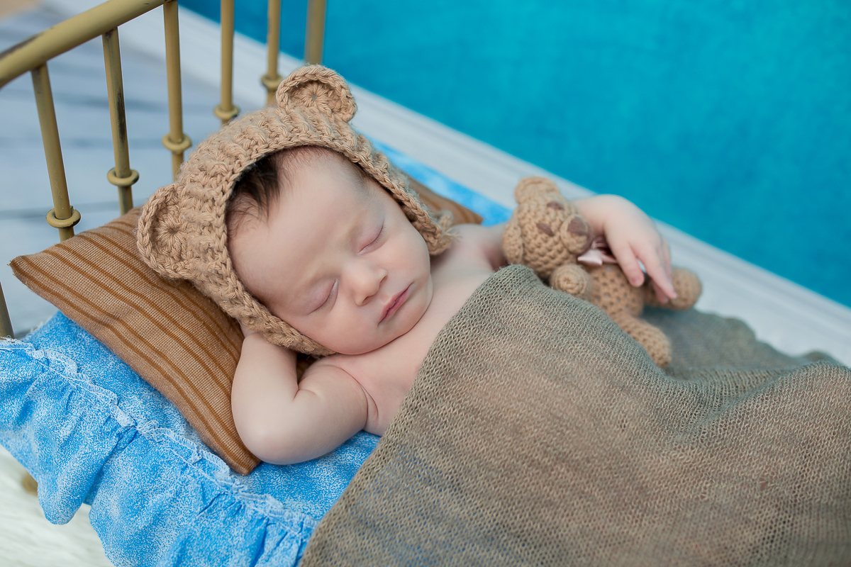 Hoje é o dia de mostrar a beleza e a fofura desse bebê que chegou para completar a felicidade da família e teve seu ensaio newborn com 16 dias de vida...Estamos apaixonados pelo Lucca!!

Fomos inundado por uma energia maravilhosa nesse dia! 