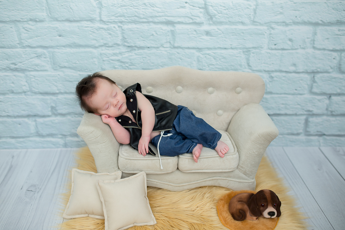 Hoje é o dia de mostrar a beleza e a fofura desse bebê que chegou para completar a felicidade da família e teve seu ensaio newborn com 16 dias de vida...Estamos apaixonados pelo Lucca!!

Fomos inundado por uma energia maravilhosa nesse dia! 