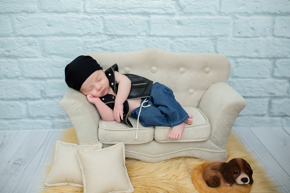 Hoje é o dia de mostrar a beleza e a fofura desse bebê que chegou para completar a felicidade da família e teve seu ensaio newborn com 16 dias de vida...Estamos apaixonados pelo Lucca!!

Fomos inundado por uma energia maravilhosa nesse dia! 