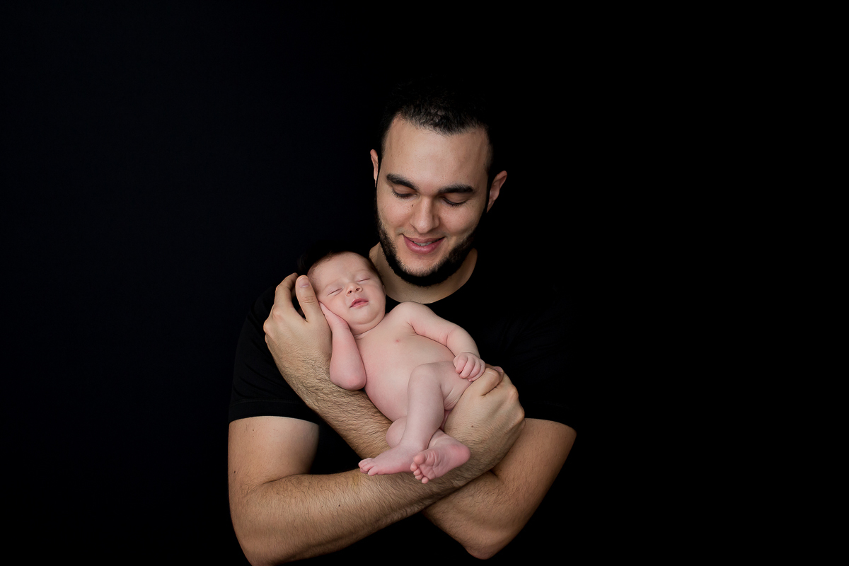 Hoje é o dia de mostrar a beleza e a fofura desse bebê que chegou para completar a felicidade da família e teve seu ensaio newborn com 16 dias de vida...Estamos apaixonados pelo Lucca!!

Fomos inundado por uma energia maravilhosa nesse dia! 