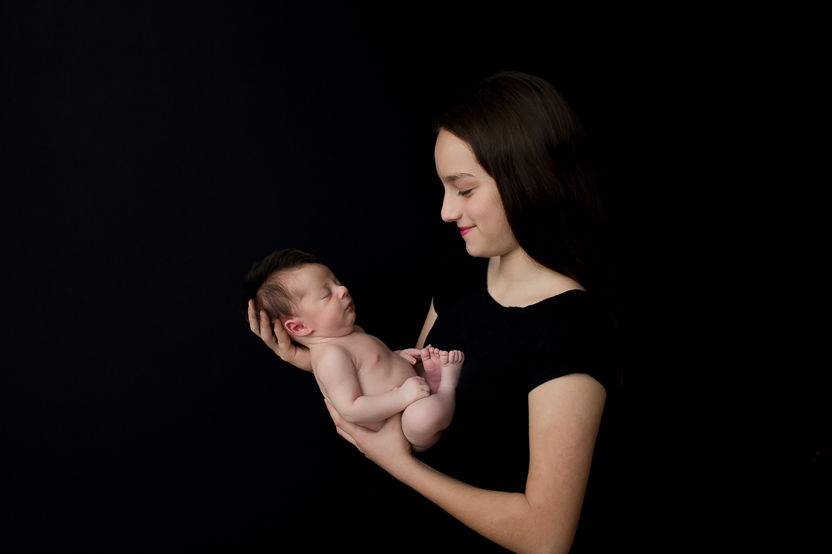 Hoje é o dia de mostrar a beleza e a fofura desse bebê que chegou para completar a felicidade da família e teve seu ensaio newborn com 16 dias de vida...Estamos apaixonados pelo Lucca!!

Fomos inundado por uma energia maravilhosa nesse dia! 