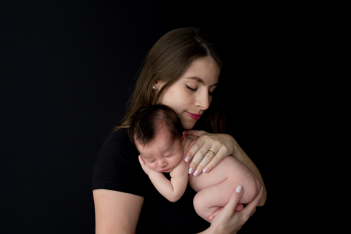 Hoje é o dia de mostrar a beleza e a fofura desse bebê que chegou para completar a felicidade da família e teve seu ensaio newborn com 16 dias de vida...Estamos apaixonados pelo Lucca!!

Fomos inundado por uma energia maravilhosa nesse dia! 