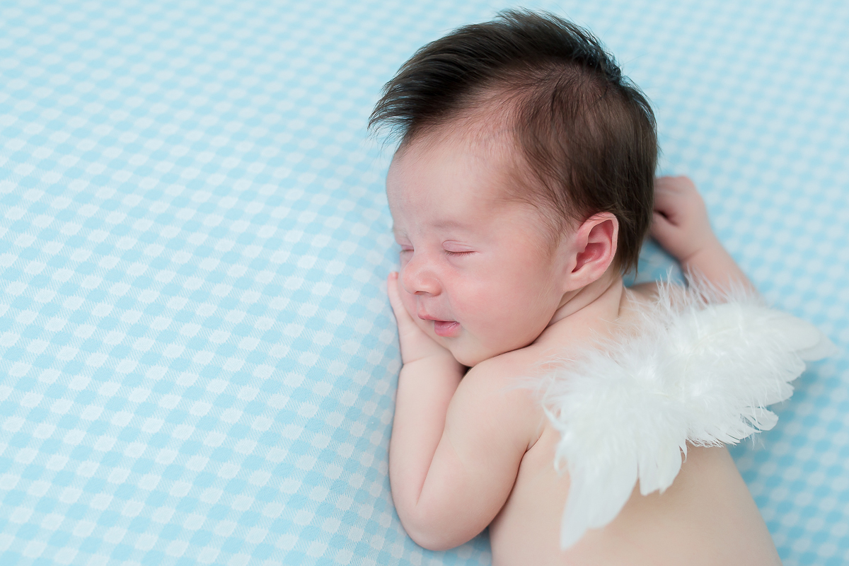 Hoje é o dia de mostrar a beleza e a fofura desse bebê que chegou para completar a felicidade da família e teve seu ensaio newborn com 16 dias de vida...Estamos apaixonados pelo Lucca!!

Fomos inundado por uma energia maravilhosa nesse dia! 