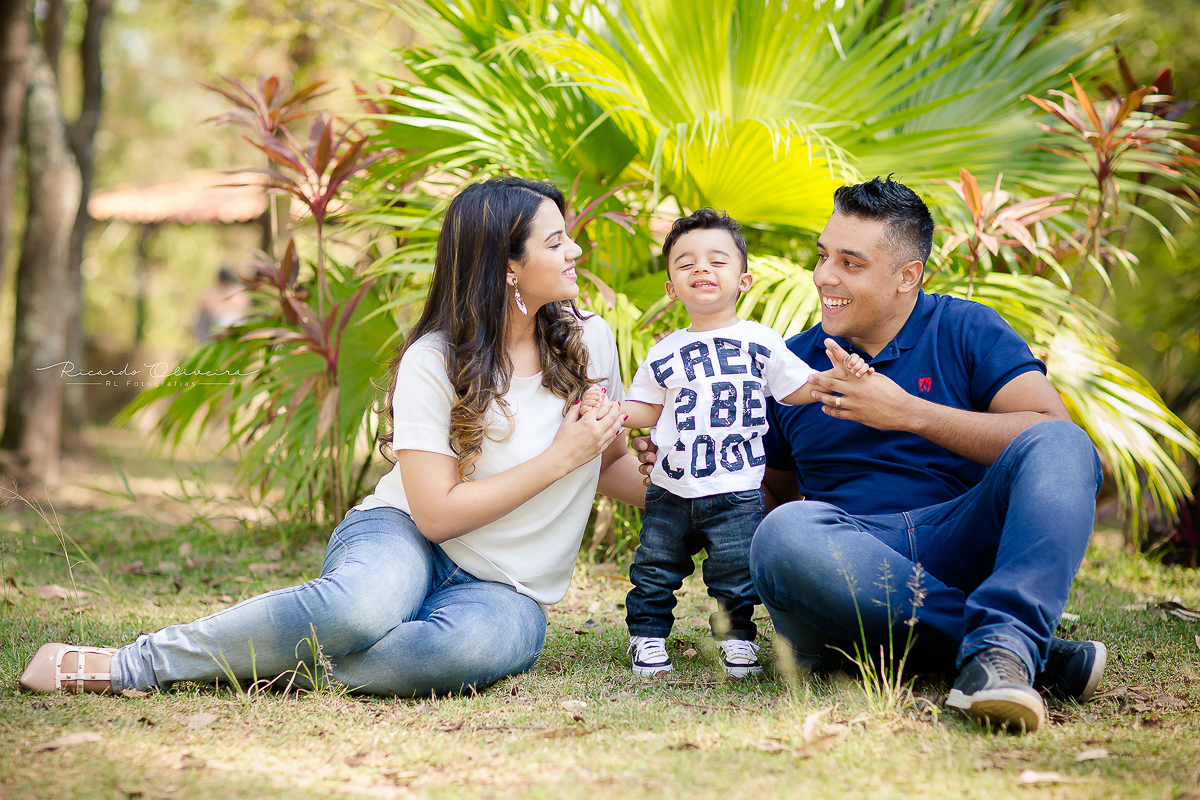 Família se divertindo no parque