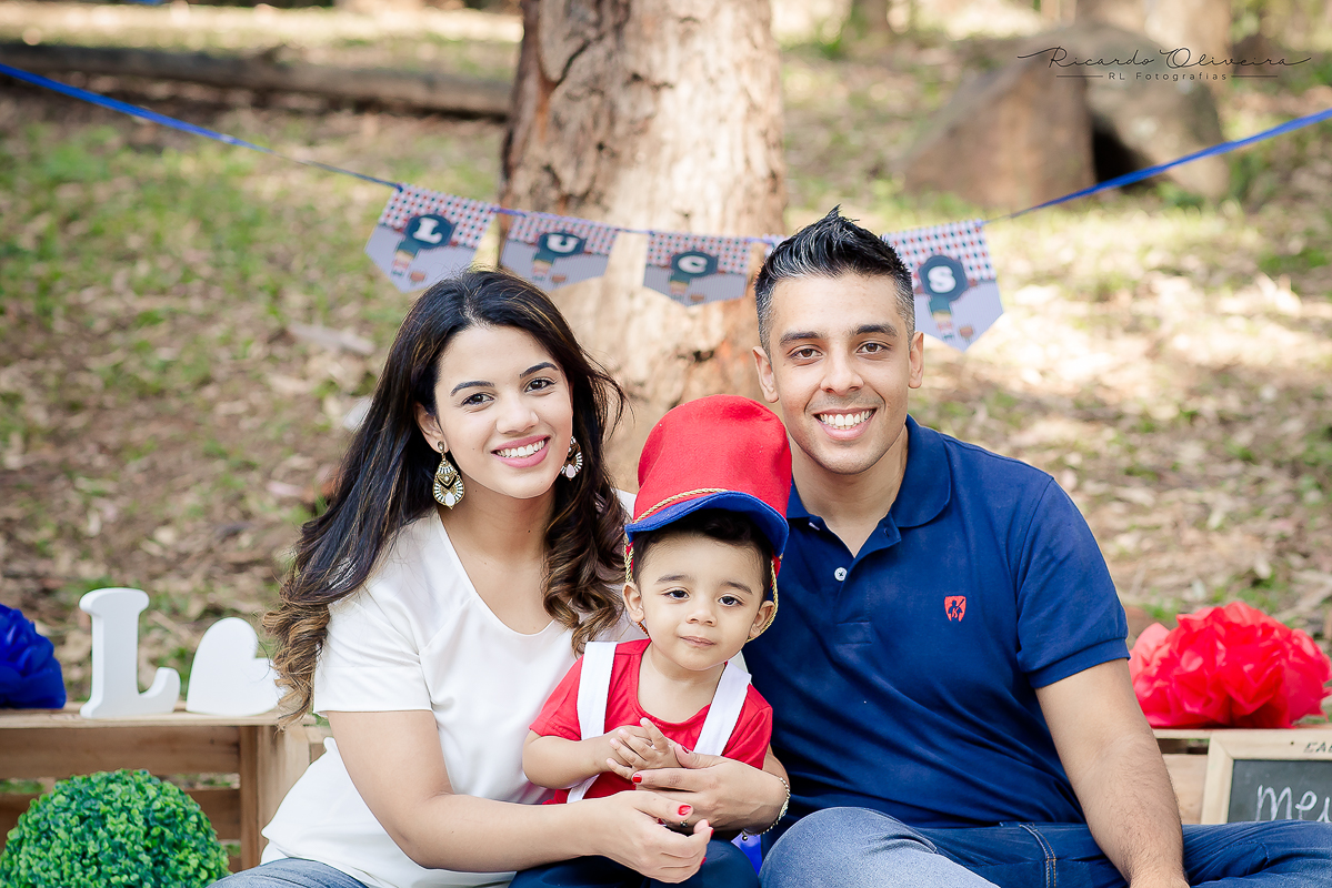 Família posando para o fotografo