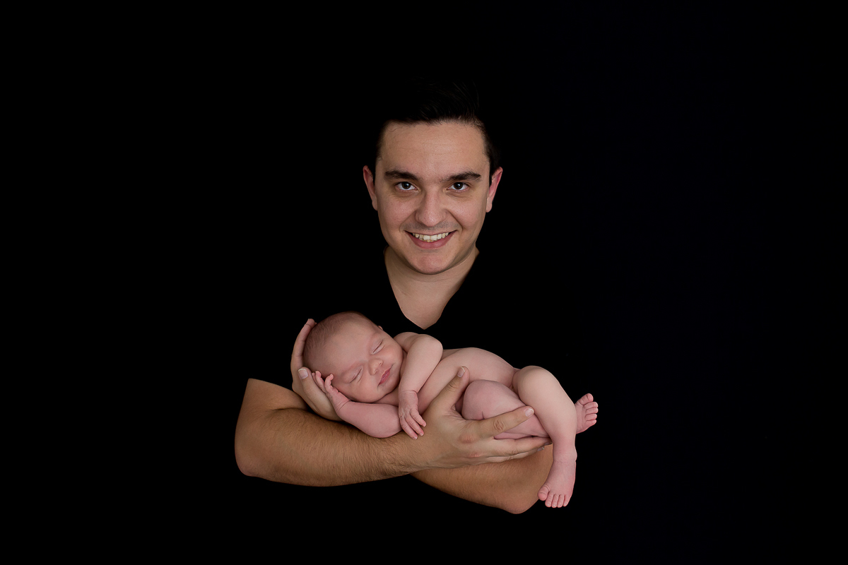 Nícolas chegou para completar a alegria da família!

Registramos com muito amor e carinho esse pequeno com seus 15 dias de vida

Papai e mamãe agora tem uma linda recordação pra guardar deste momento único da vida de seu lindo bebê.