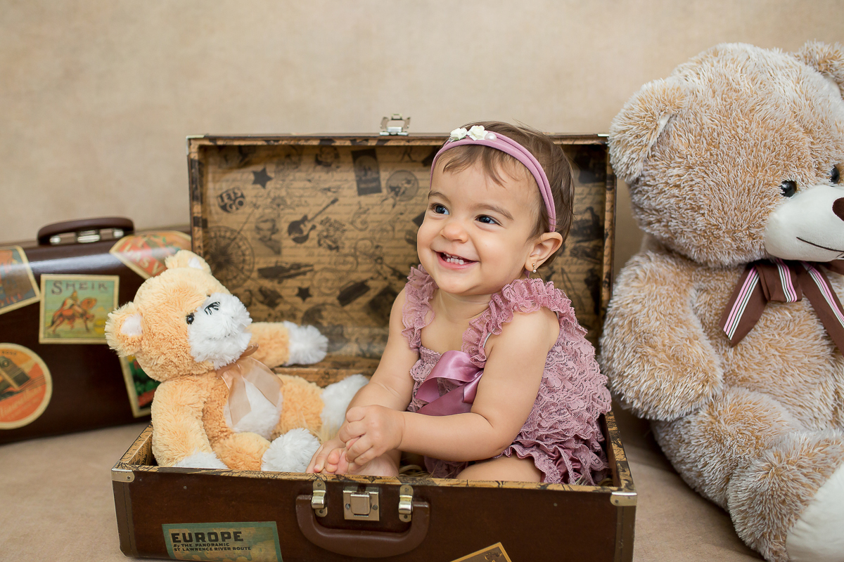 A querida Camile encerrou seu ciclo de fotos de acompanhamento com uma sessão linda! Como é bom fazer este tipo de registro que trarão tantas boas lembranças para a família. A presença dos pais nas brincadeiras, o companheirismo e acima de tudo, carinho 