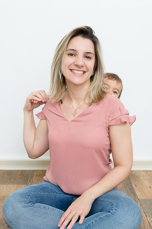 A querida Camile encerrou seu ciclo de fotos de acompanhamento com uma sessão linda! Como é bom fazer este tipo de registro que trarão tantas boas lembranças para a família. A presença dos pais nas brincadeiras, o companheirismo e acima de tudo, carinho 
