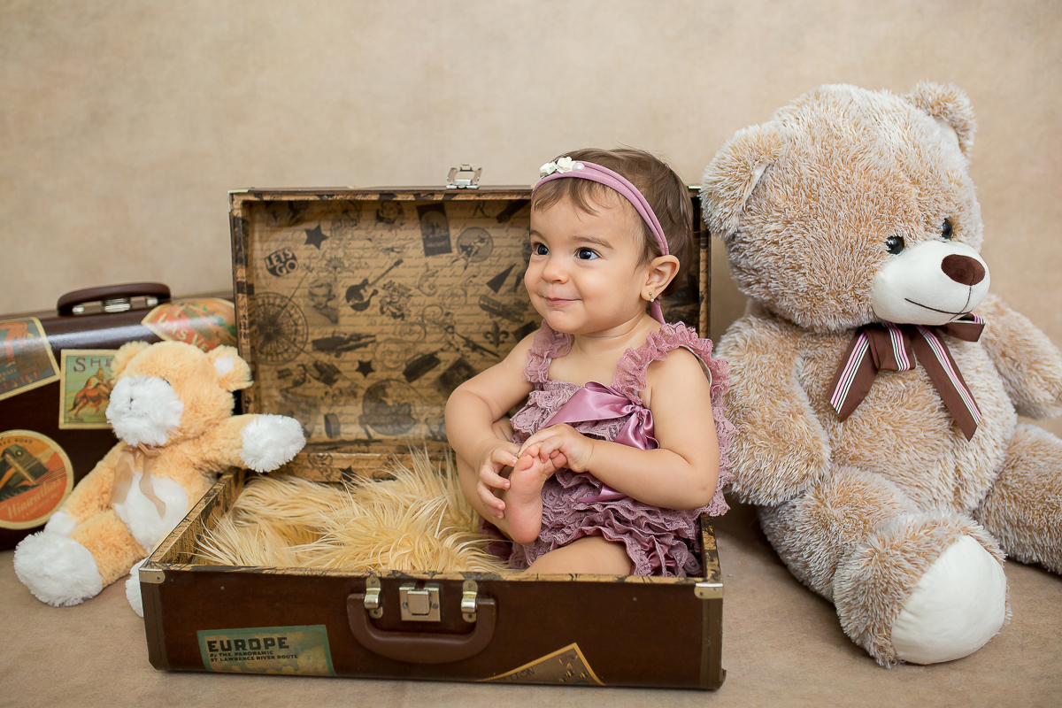 A querida Camile encerrou seu ciclo de fotos de acompanhamento com uma sessão linda! Como é bom fazer este tipo de registro que trarão tantas boas lembranças para a família. A presença dos pais nas brincadeiras, o companheirismo e acima de tudo, carinho 