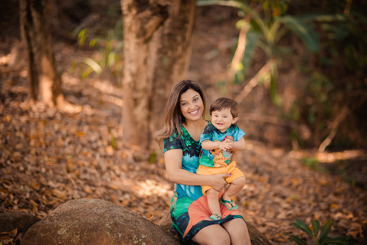 O primeiro aninho do Erick chegou!
E a hora de fazer essa sessão maravilhosa para comemorar também!
O smash the cake é uma delicia...o tema escolhido pelo papai e mamãe foi rei leão e o resultado foi encantador, uma lembrança linda dessa bagunça deliciosa