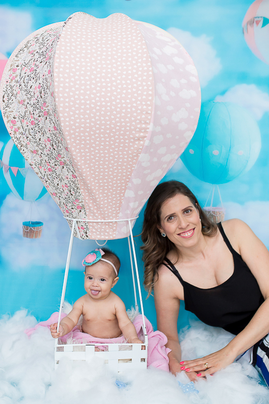 Diana completou seus 6 meses e para comemorar teve uma linda sessão de fotos... Essa pequena é muito sorridente.

Agora esta recordação está eternizada para sempre! 