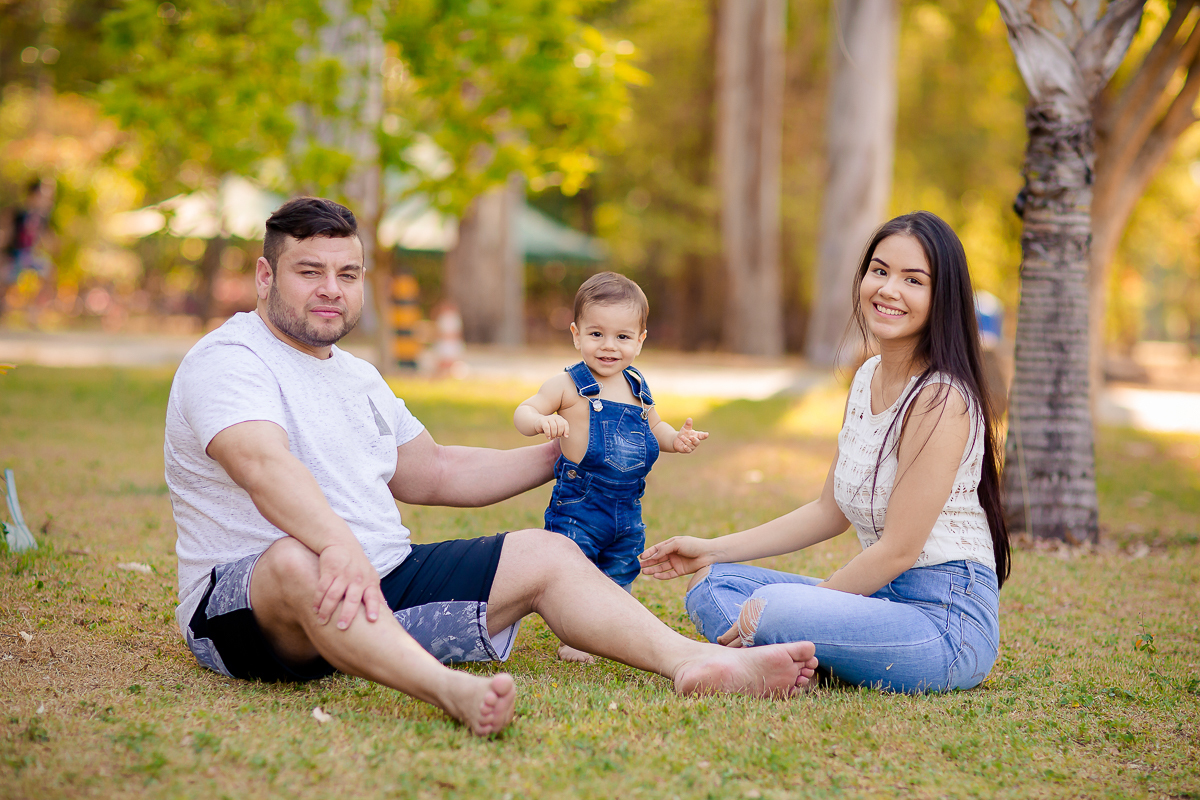 A comemoração do 1º aninho do Otávio foi com um delicioso Smash the Fruit !!

Um ensaio delicioso com muita fruta, muita cor e muito amor em família. 