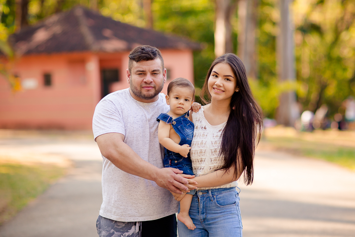 A comemoração do 1º aninho do Otávio foi com um delicioso Smash the Fruit !!

Um ensaio delicioso com muita fruta, muita cor e muito amor em família. 