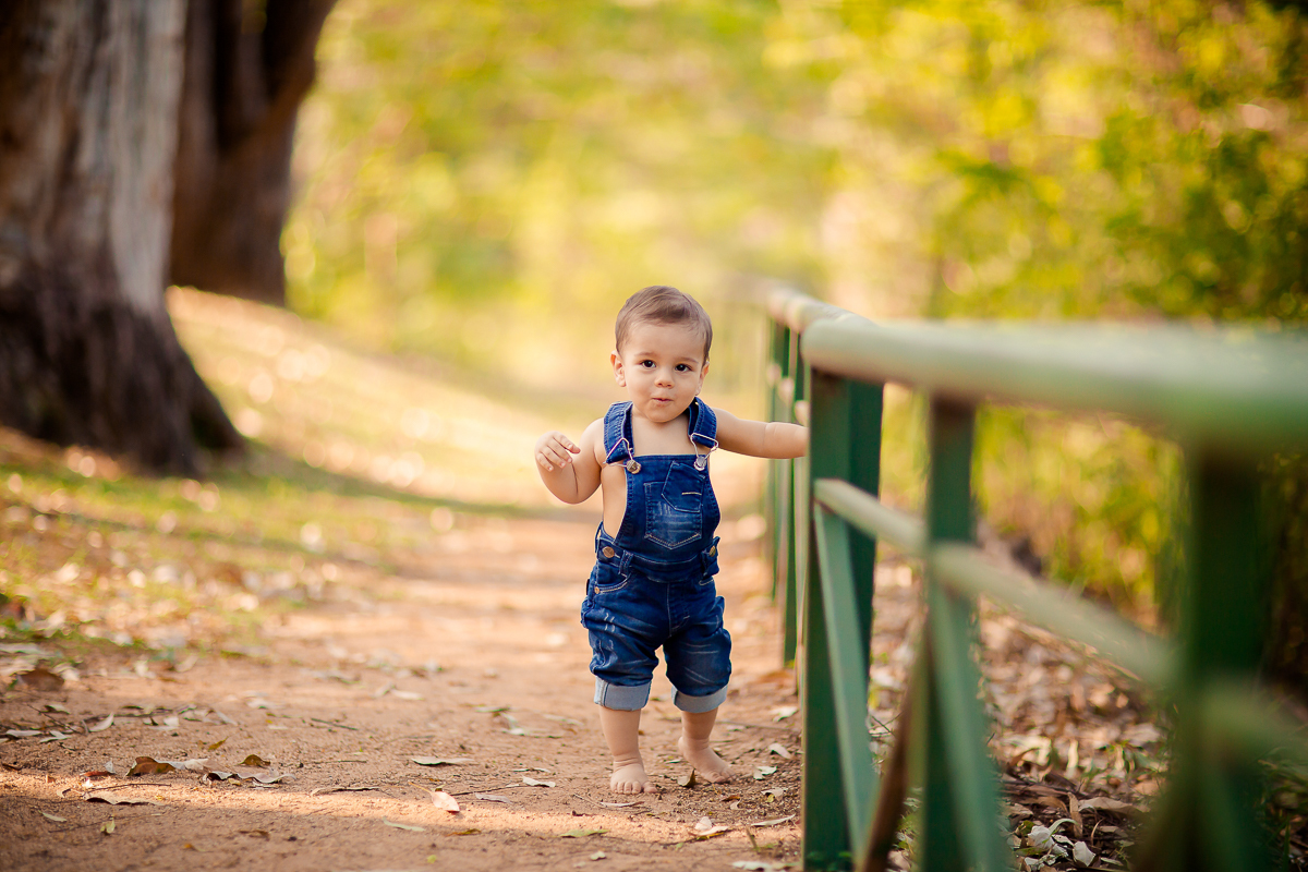 A comemoração do 1º aninho do Otávio foi com um delicioso Smash the Fruit !!

Um ensaio delicioso com muita fruta, muita cor e muito amor em família. 