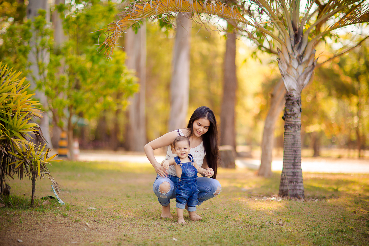 A comemoração do 1º aninho do Otávio foi com um delicioso Smash the Fruit !!

Um ensaio delicioso com muita fruta, muita cor e muito amor em família. 